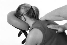 sage bij u thuis of in onze massagepraktijk, gegeven door een ervaren masseur Keuze uit o.a.: Stoelmassage, met kleding aan