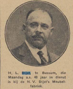 In de kranten tussen 1920 en 1940 komen vele malen particuliere advertenties voor onder de kop te koop aangeboden. Het betreffen dan meubels.