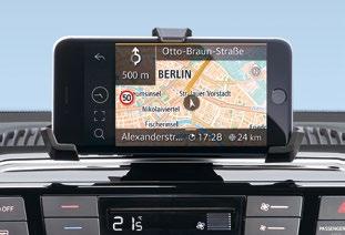 03 06 02 04 07 01 De Volkswagen-app 'Maps + More' voor Android of ios brengt je overal naartoe. Het geïntegreerde TomTom-navigatiesysteem wijst de weg, in 2D of 3D.