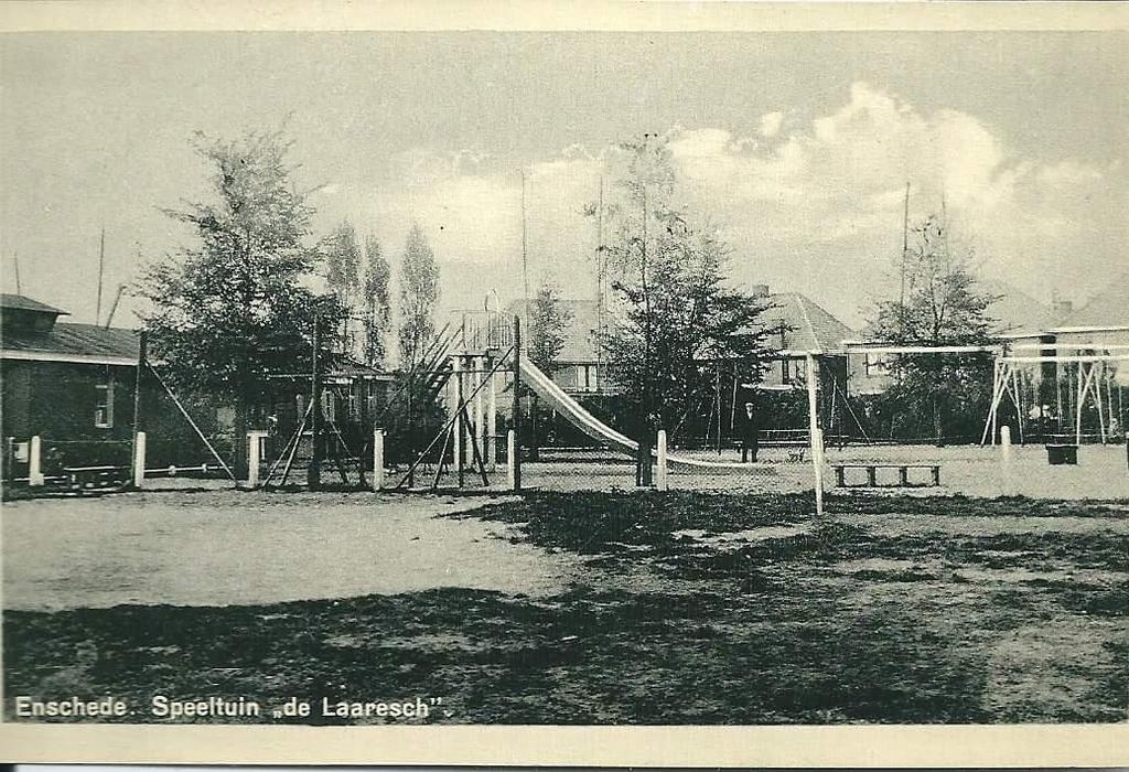 Serie 'De Laares Toen (eind jaren 50)' 4. Speeltuin De Laares De Laares kende eind jaren 50 een populaire, eigen wijkspeeltuin aan de Rozenstraat.