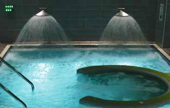 sopra led-/rgb-onderwaterspots zijn onmisbare onderdelen van een zwembad.