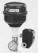 De pumpcontrol beveiligt de pomp tegen het drooglopen en zorgt voor constante druk. Geschikt voor centrifugaalpompen en dompelpompen tot 1,8 Pk (16 Amp.) Aansluiting 1". Minimale capaciteit 15 ltr.