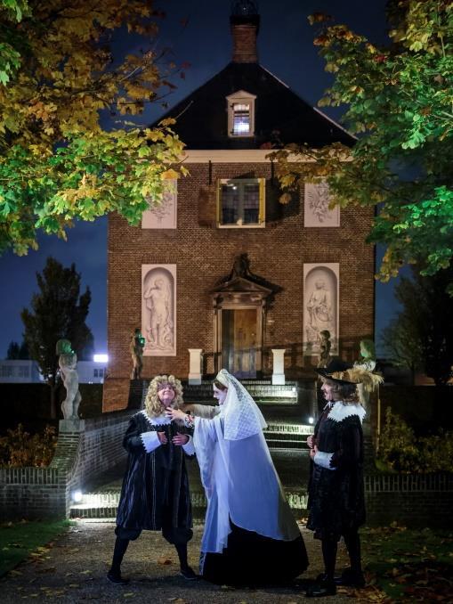 jaarverslag 2017 Hofwijck Holland voor de derde maal deel aan De Dag van het Kasteel. Het was een prachtige dag met heel veel bezoekers.