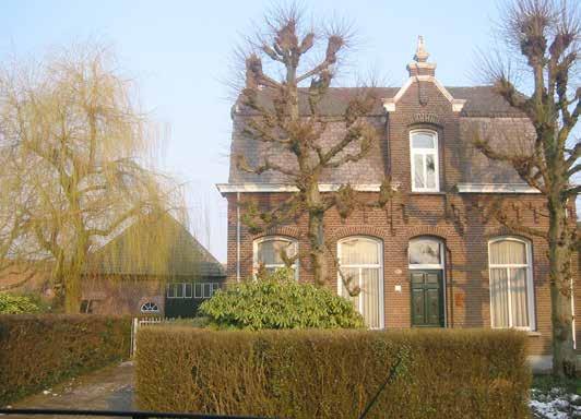 De stal en de schuur worden grondig verbouwd met behoud