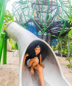 Gardens by the Bay Plaats: Singapore Opdrachtgever: Playpoint Pte Ltd Ontwerper: Carve Een 9 meter hoge stalen boom met een