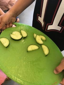 Kerk en school hebben met elkaar afspraken gemaakt die van belang zijn voor de veiligheid van de kinderen en de zorg van het terrein rondom de kerk.