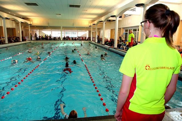 LABO IS LEREN DOOR TE DOEN: ZELF HET ONDERNEMERSBAD IN LABO: LEREN DOOR TE DOEN Geen theoretische opleiding; wel actief ondernemen op het ondernemingsnummer van de activiteitencoöperatie