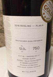 Wijn 8 Riesling Plan R 2016 Sarah Hulten Sarah Hulten Weine, Mittelrhein Eén stem Geurige wijn met tonen van groene appel, ananas en een lichte mineraliteit.
