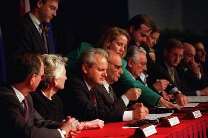 Vredesverdrag van Dayton Oost-Slavonië en Baranja), werd tussen 1996 en 1998 vreedzaam opnieuw opgenomen in Kroatië. Er werden talloze etnische oorlogsmisdaden gepleegd tegen de Kroaten (bv.