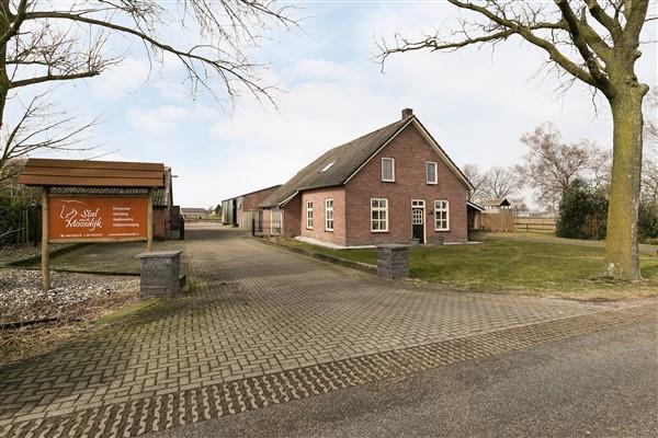 Aanvaarding per : in overleg Kadastrale gegevens : Gemeente Someren, sectie G, nummers 5224, 5223 en 5416, totaal groot 24.385 m². Staat van onderhoud Bouwjaar : Goed : ca. 1940.