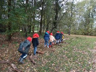 Zij las een verhaal voor van Pipi Langkous en de ontmoeting met Tommie en Annika. Dit was een leuk verhaal voor alle leerlingen, van groep 1 tot en met groep 8.