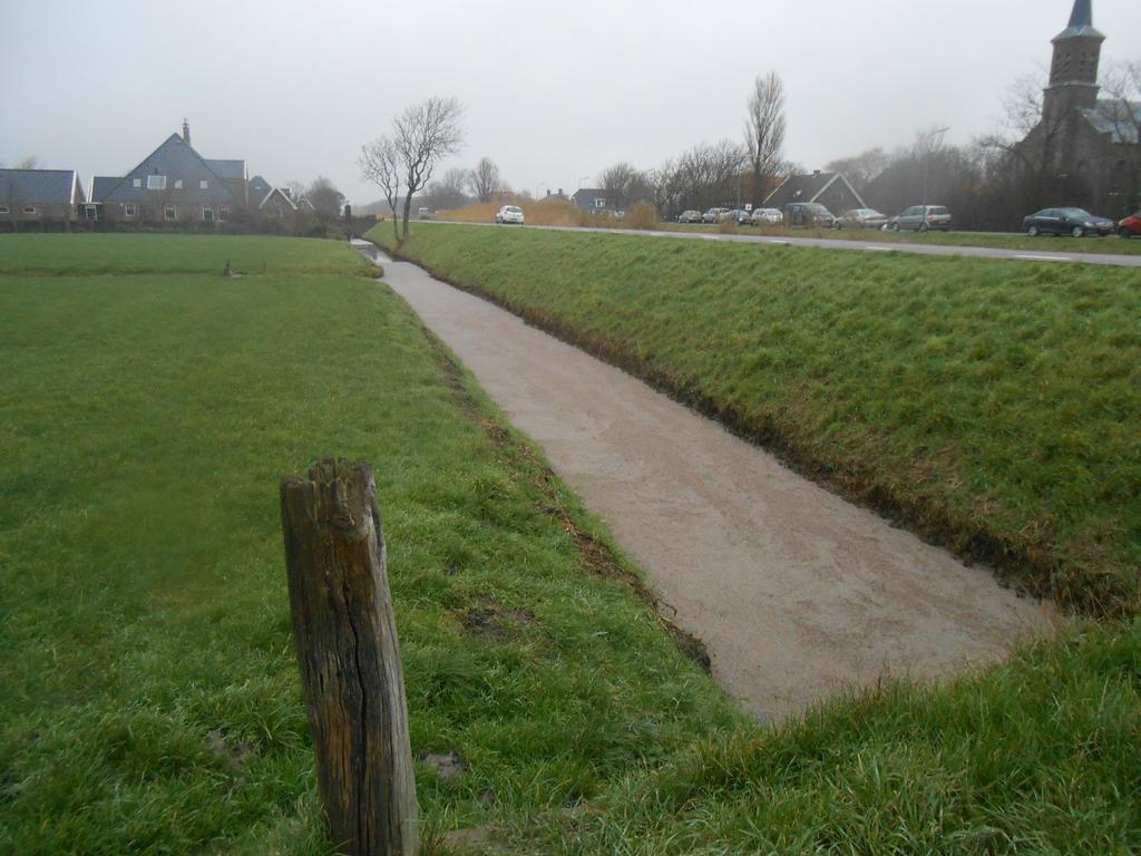 Inleiding Voor de locatie Grote sloot 108 & 118 te Burgerbrug is een ruimtelijke ontwikkeling gewenst. Op deze percelen staan gebouwen met een agrarische functie.