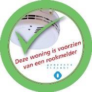 Herkenbare kleding (hesje) en legitimatiepasje. Rookmelders. Informatie/foldermateriaal toegespitst op de werking van de rookmelder en hoe brand voorkomen kan worden. Stickers met beeldmerk project.