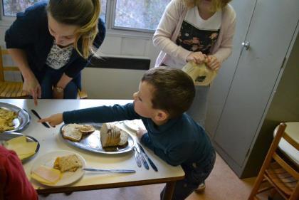 Gezond ontbijt op Ten Berge (21.02.2018) Nu de feestdagen voorbij zijn, is het - ook voor onze kinderen - nuttig om terug aan te sluiten bij een gezonde levensstijl.