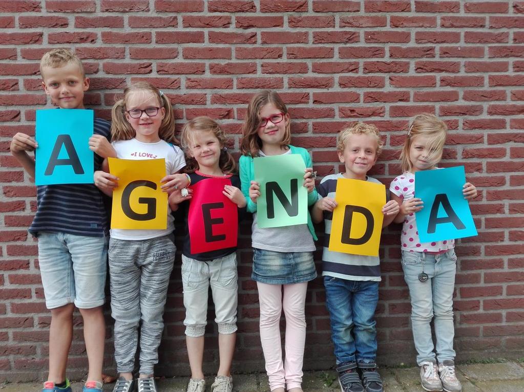 Jaaragenda 2017-2018 21 augustus 1 e schooldag 2017/2018 9 en 19 februari Studiedag voor leerkrachten Kinderen vrijaf.