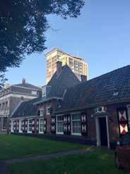 Het is het enige hofje buiten de stadsmuren van Haarlem.