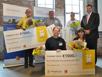 De prijswinnaars zijn: Philip Pijnnaken en Jorinde Pijnnaken-Vroeijenstijn (Molens in Leiden) Ab