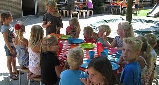 appel-roos muffins als toetje Een schilderij maken op en met blote