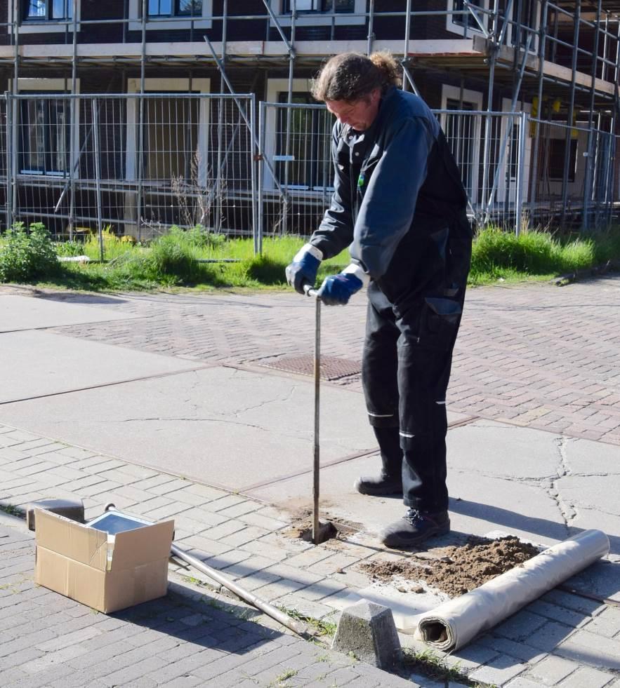 Eis 6: Voer de boring uit volgens de werkwijze die hoort bij het gekozen boorsysteem, waarbij alle handelingen zó worden uitgevoerd dat tijdens en na voltooiing van de boring vermenging wordt