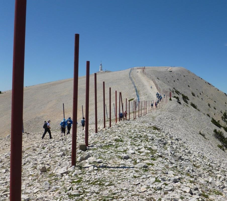 Mont Ventoux mythische berg Wandeling vanuit Verdolier : route GR4 Deel 1 = ongeveer 3u stappen relatief makkelijk parcours/ lichte stijging Deel 2 =