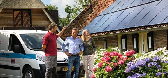 ... als de zonnepanelen op uw eigen woning liggen, dan vallen de zonnepanelen vaak onder de bestaande opstalverzekering van de woning. Vraag dit voor de zekerheid altijd na bij uw verzekering.