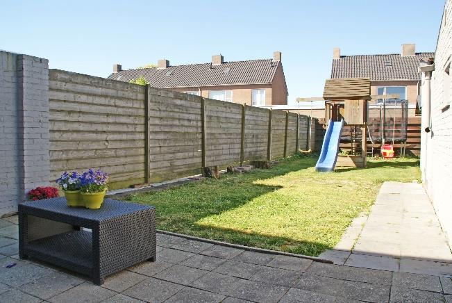 Tuin Tuin Ruime tuin met terras, 2