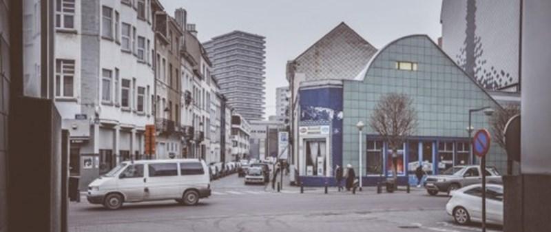 Préface se situe non loin de l'église Saint Roch en allant vers la petite ceinture de Bruxelles. C'est le centre de services du quartier Nord et aussi un lieu de rencontre entre les habitants.