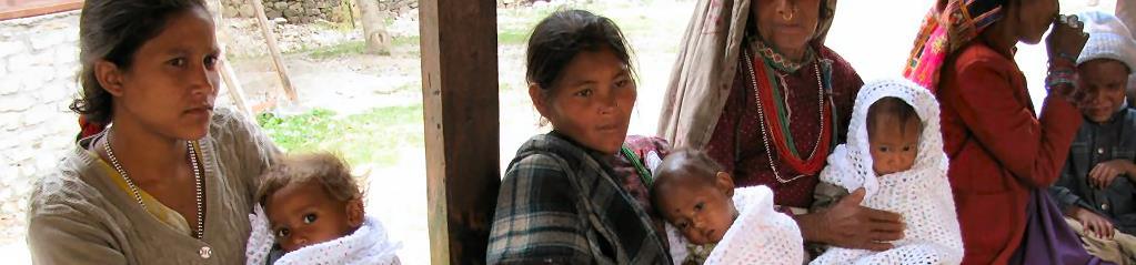 Nieuwsbrief Moederzorg in Nepal Jaargang 3, nummer 4 Pauline van Ooijen, arts in Surkhet juni 2016 De afgelopen maanden is er veel gebeurd. Daarom geef ik in deze nieuwsbrief een overzicht.