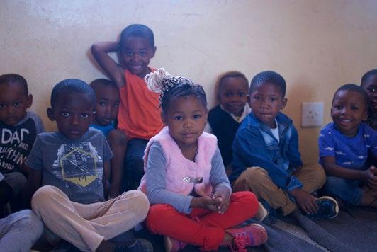 Tembisa, Gauteng, Zuid-Afrika MAMA Flora Modiba Partner sinds: 2016 Funding in 2017: ZAR 450.000 Kinderen: 177 (MAMAS), 300 (totaal) MAMAS (medewerkers en vrijwilligers): 24 2.