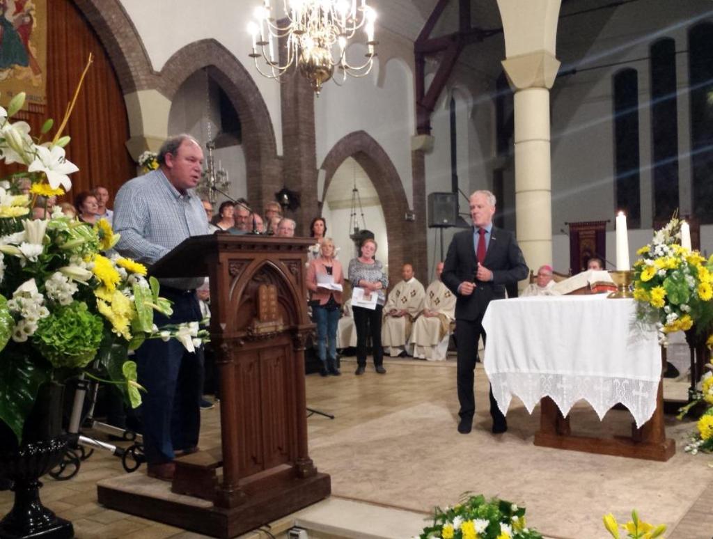 Parochiefederatie neemt afscheid van voorzitter Op zondag 4 oktober is tijdens de mis in de Andreaskerk namens de parochiefederatie afscheid genomen van Joop Gardien.