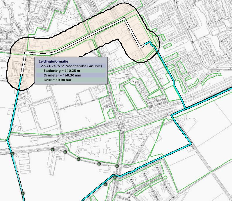 Figuur 5.1e Overzicht ligging gasleiding Z-541-24 en invloedsgebied. Het invloedsgebied voor de berekening van het groepsrisico van elk van de leidingen is vermeld in onderstaande tabel. Tabel 5.