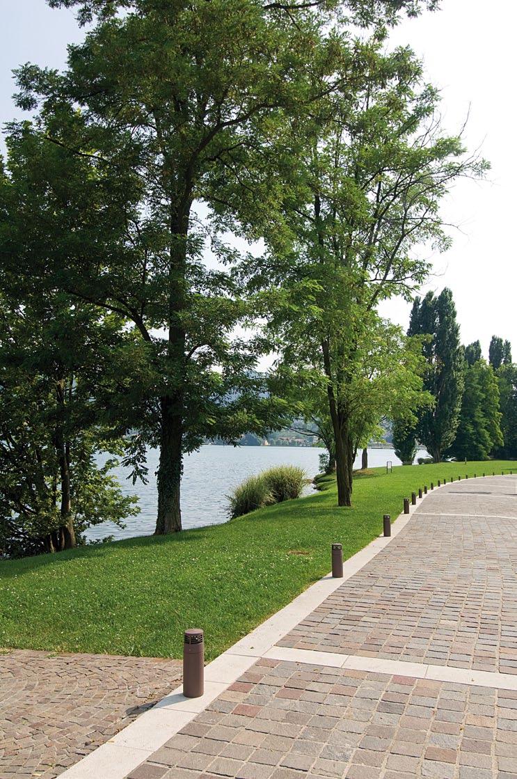 Waterfront walkway, Sarnico