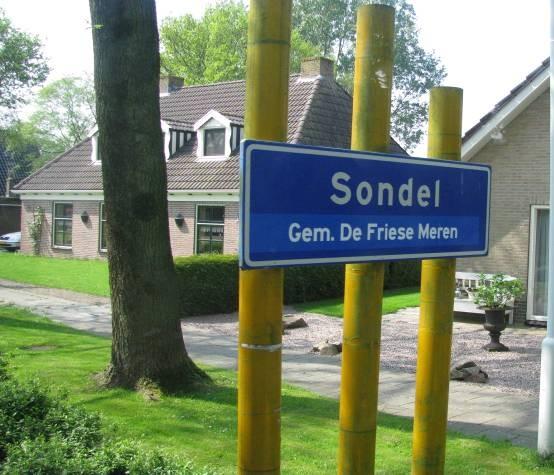 Een belangenorganisatie, onafhankelijk, democratisch en een sterke koppeling met de leden en ouderen in de fusie - gemeente De Friese Meren.