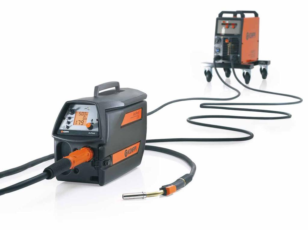 Technische specificaties ArcFeed 200 300, 300RC 300P Opgenomen vermogen 150 W 150 W 150 W Belastbaarheid bij 40 C 100% ID 300 A 300 A 300 A Aandrijfmechanisme 4-rols 4-rols 4-rols Toevoegdraden ø mm