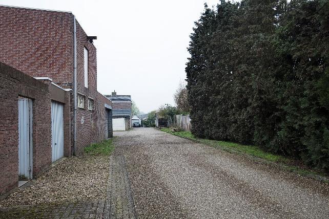 Een bijzonder sfeervolle woning. Zeker een bezichtiging waard! Algemeen Adres : Tenelenweg 12 6367 VV Voerendaal Bouwjaar : ca. 1935 Inhoud woning : ca. 515 m³ Gebruiksoppervlakte : ca.