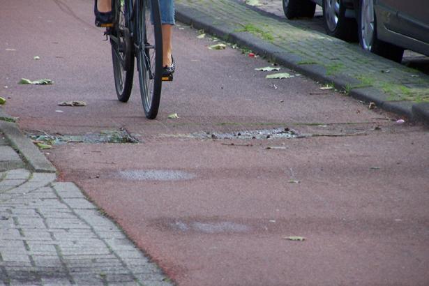 3. Lichtgewicht funderingen Opdrukkende verhardding Schade aan fietspaden veroorzaakt door