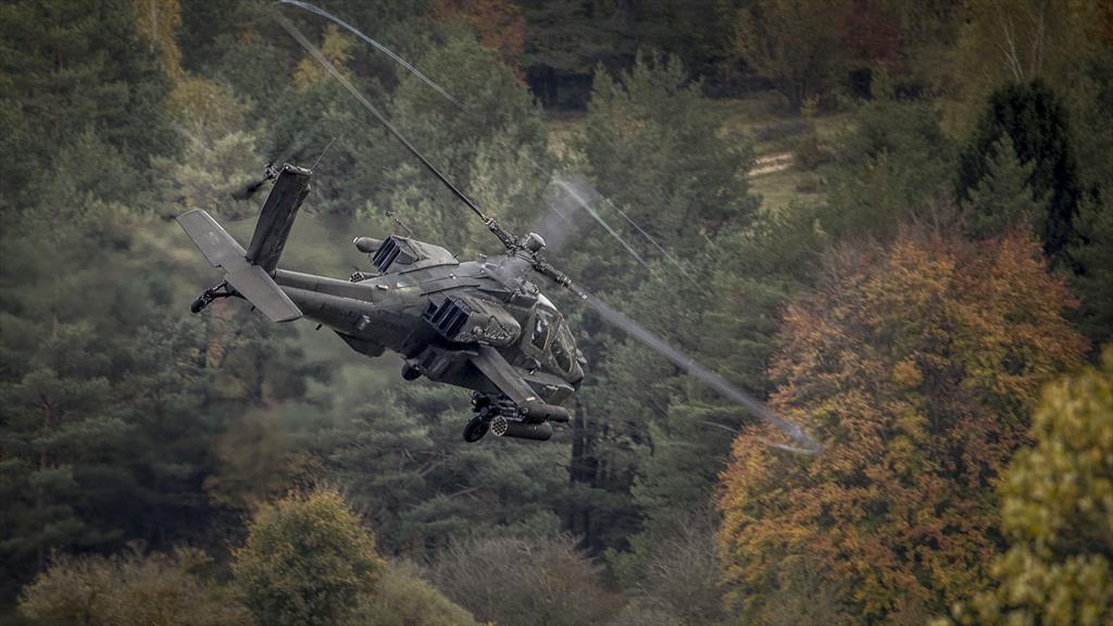 Remanufacture betekent herbouw en revisie van de bestaande AH-64D-helikopters. Ze worden voorzien van nieuwe rompen, transmissies, rotorbladen en het vermogen van de motoren neemt toe.