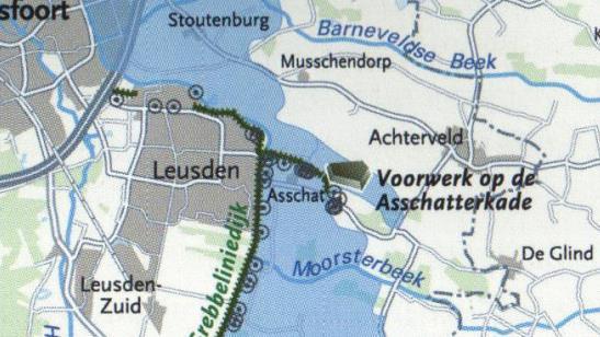 DATUM GEBEURTENIS RELEVANTIE Figuur 4. Een uitsnede van de verdedigingswerken bij de Grebbelinie te Leusden in de buurt van het projectgebied (indicatief in het groene kader).
