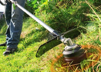 GRASTRIMMER Deze grastrimmer is ideaal geschikt voor een mooie afwerking van je gazon of voor moeilijk bereikbare plaatsen.