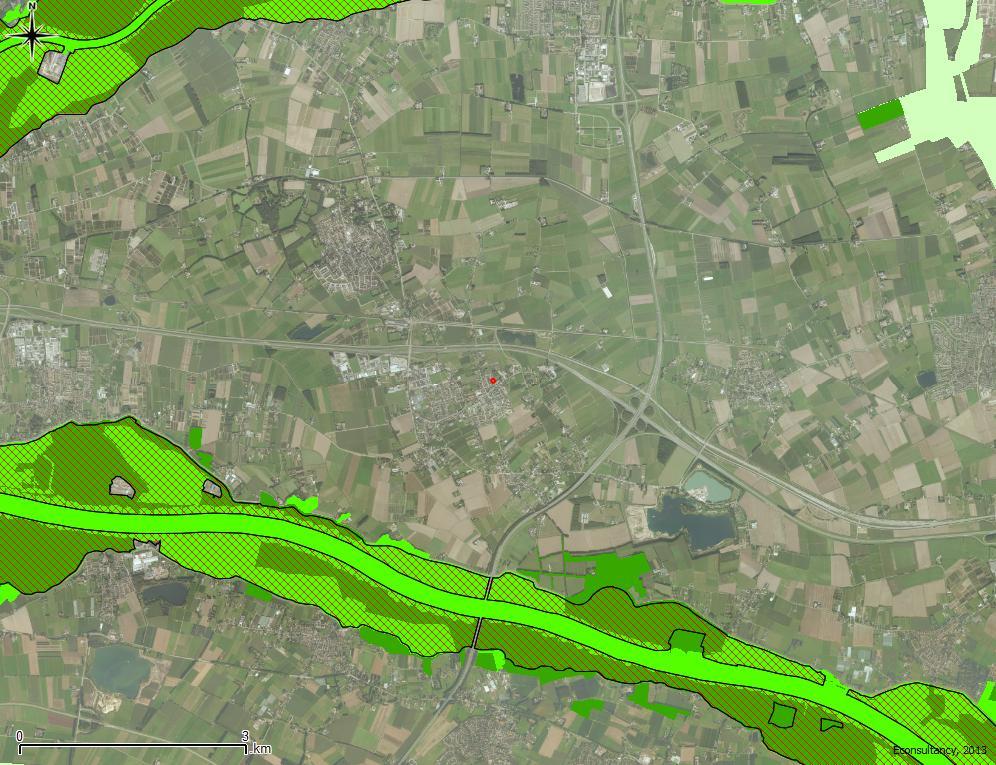 2.2 Ligging ten opzichte van beschermde gebieden Natura 2000 en Ecologische Hoofdstructuur Op een afstand van circa 2,2 kilometer ten zuiden van de onderzoekslocatie bevindt zich een gebied dat zowel