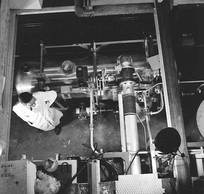Figuur 7 Pompkelder, 1959 Figuur 8 De LFR, 1959, gezien vanaf de pompkelder onder in beeld (huidige oostzijde),