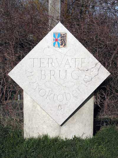 De begraafplaats van Emiel is onbekend. Emiel kreeg geen frontstrepen toegekend (5). De gedenksteen aan Tervatebrug herinnert aan de felle slag die hier werd gestreden.