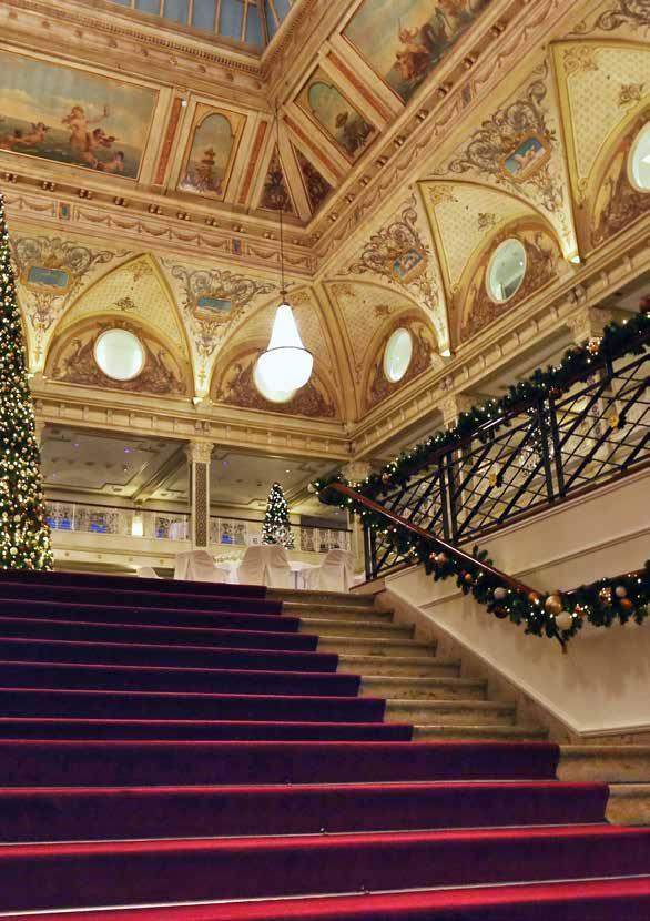 enjoy THE HOLIDAYS WITH THE LUXURY AT GRAND HOTEL AMRÂTH KURHAUS In the December month everything revolves around coziness and being together with friends and family and what better place to be than