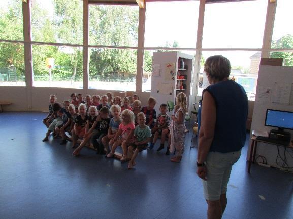 Willem gaat in Blokzijl wonen en Yaniek gaat in Meppel wonen. We wensen beide kinderen en hun families veel plezier in hun nieuwe woning en op de nieuwe school.