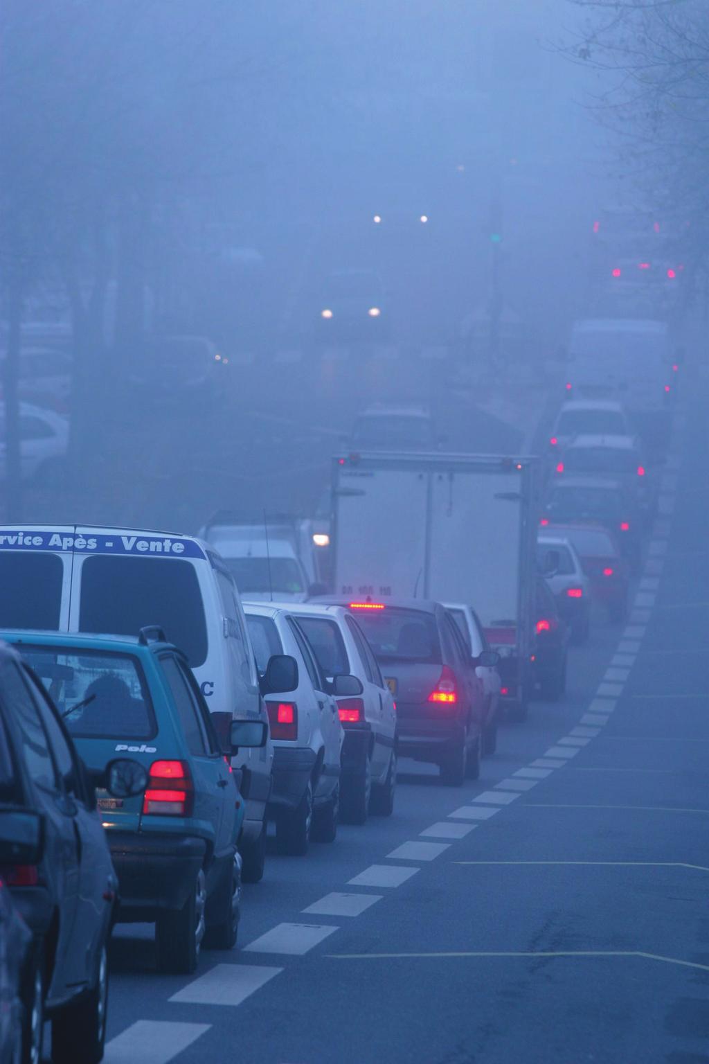 Vluchtige stoffen: PAK s, benzeen en tolueen De waarden voor PAK s (polyaromatische koolwaterstoffen) zijn verhoogd in het lichaam van jongeren die in de nabijheid van de industriezone wonen.