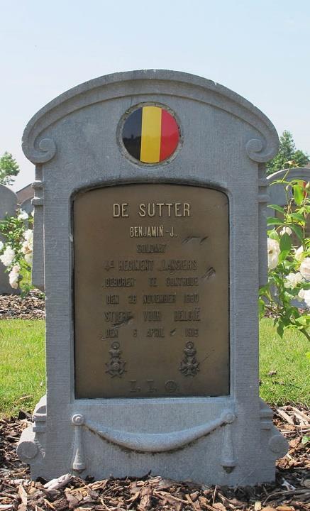 er een deel van de Ieperlee (van Driegrachten tot Maison du Passeur Huis van de Veerman ). Enkele dagen later (op 6 april 1916) sneuvelde Benjamin bij Noordschote (Steenstraete).