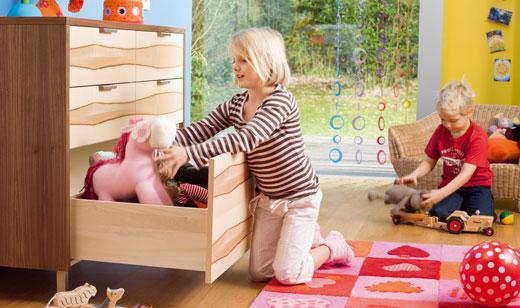 ... en de kinderkamer Verrassend individueel Meubels die meespelen In de kinderkamer moeten de meubels tegen een stootje kunnen.