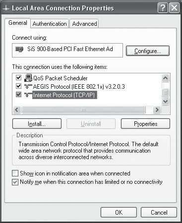 2. Configuratie van besturingssysteem en computer Op alle pc s die van het internet gebruik moeten maken moet het TCP/IP-protocol geïnstalleerd zijn. Standaard is voor de router het IP-adres 192.168.