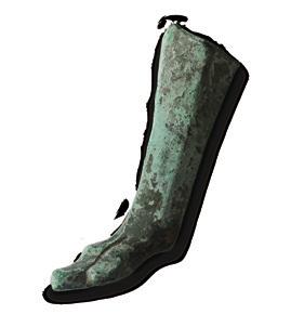 Een goed gedateerd zeldzaam voorbeeld is een vergelijkbare schenkkan die aangetroffen werd in de zogenaamde bronsschat van kasteel Oud Haerlem te Heemskerk.