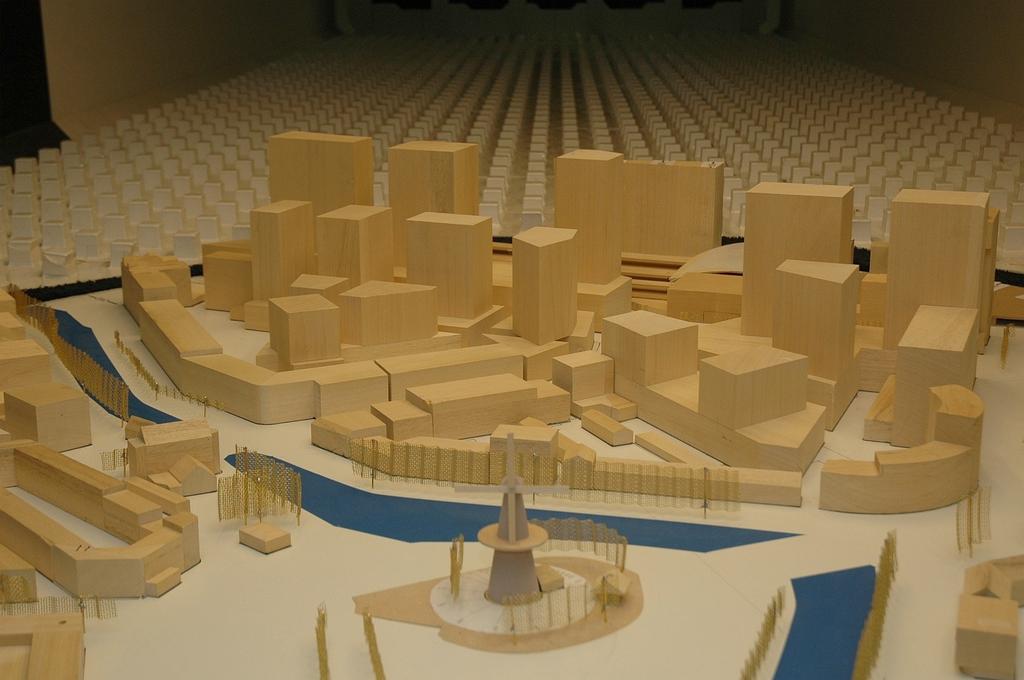 Figuur 6: Geplande bebouwingssituatie. 3.2. Simulatie in de windtunnel Voor het uitvoeren van windtunnelonderzoek beschikt Peutz over een eigen windtunnel.